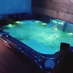 Avec Jacuzzi Мюра