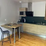 Avec Jacuzzi Апартаменты